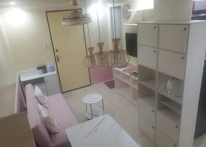 Apartahotel New Pinkish Two Bedrooms Unit With Full Korean Kitchenette *